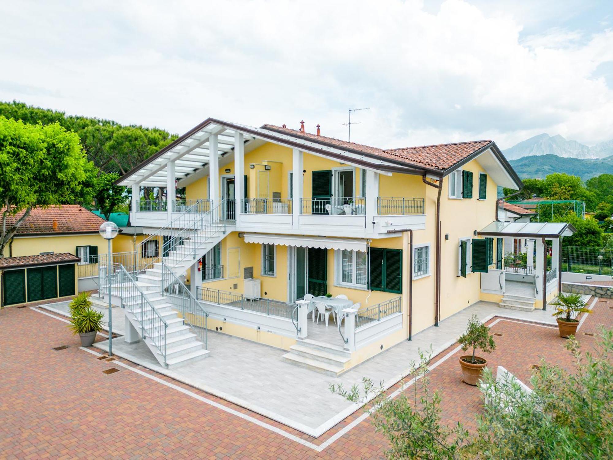 Camping Apuano Marina di Massa Exterior foto